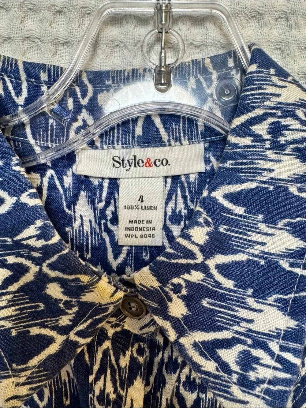 Women’s Linen Blend Blouse Lot-Size Small 4. Striped and Ikat, 2 Pack